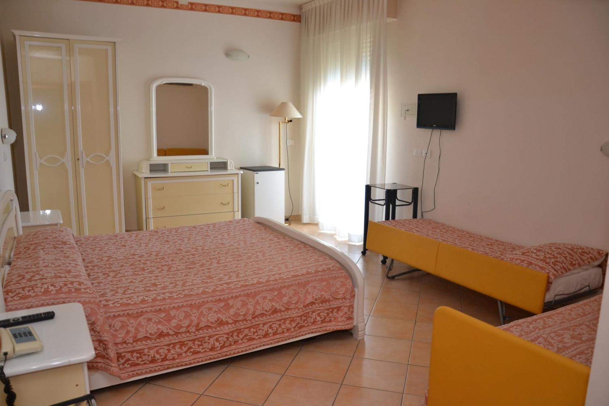 Hotel Perticari Pesaro Zewnętrze zdjęcie